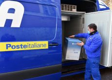 La Guida - Poste Italiane consegna a Mondovì e Verduno i vaccini AstraZeneca