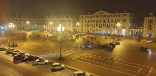 Corteo a Cuneo contro il coprifuoco, multe per tutti i partecipanti La Guida - Corteo a Cuneo contro il coprifuoco, multe per tutti i partecipanti