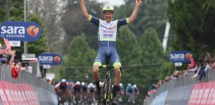 Giro d’Italia, Taco Van der Hoorn vince a Canale La Guida - Giro d’Italia, Taco Van der Hoorn vince a Canale