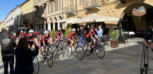 La Guida - Cuneo teatro per le immagini del Giro d’Italia femminile