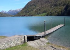 La Guida - Lavori sul Pontile del lago di Pontechianale