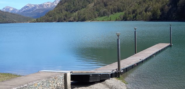 La Guida - Lavori sul Pontile del lago di Pontechianale