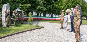 Prefetto in visita alla caserma Vian e al punto vaccinale La Guida - Prefetto in visita alla caserma Vian e al punto vaccinale
