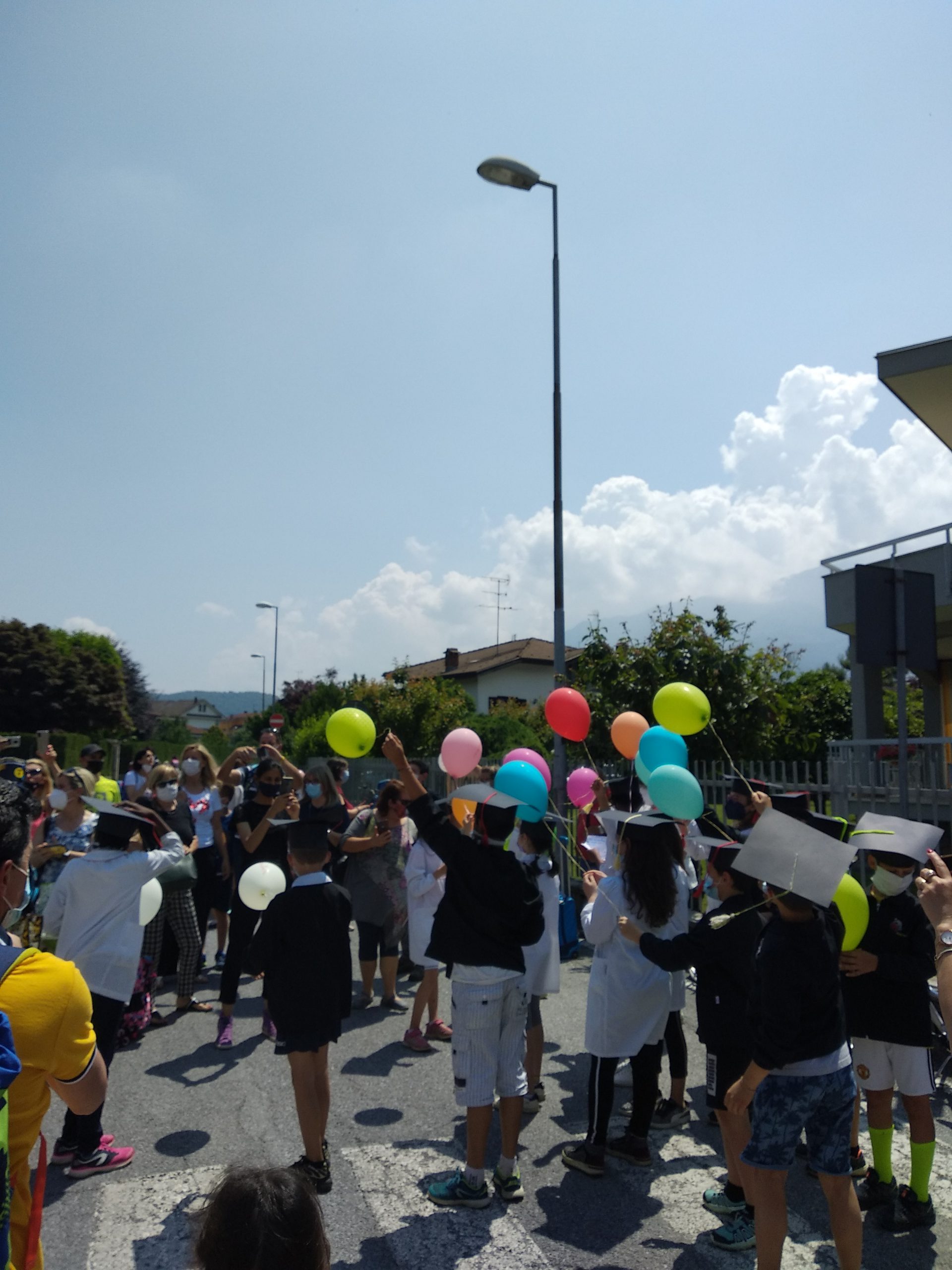 Boves scuola ultimo giorno saluto 2