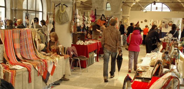 La Guida - Arti tessili protagoniste al Filatoio di Caraglio