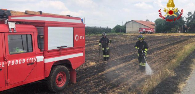 La Guida - Fiamme in un campo a San Chiaffredo di Busca