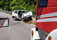 La Guida - Una persona deceduta nello scontro con un camion a Demonte