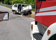 La Guida - Auto capottata sulla Torino-Savona