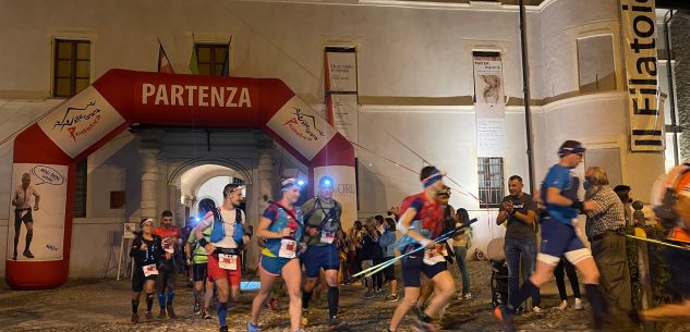 La Guida - Centotredici podisti stanno sfidando la Curnis Auta – video