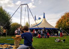 La Guida - Savigliano: giovani atleti circensi si esibiscono nel festival “Il ruggito delle pulci”