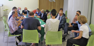 Stipulato l’accordo tra aziende agricole e sindacati dei lavoratori La Guida - Stipulato l’accordo tra aziende agricole e sindacati dei lavoratori