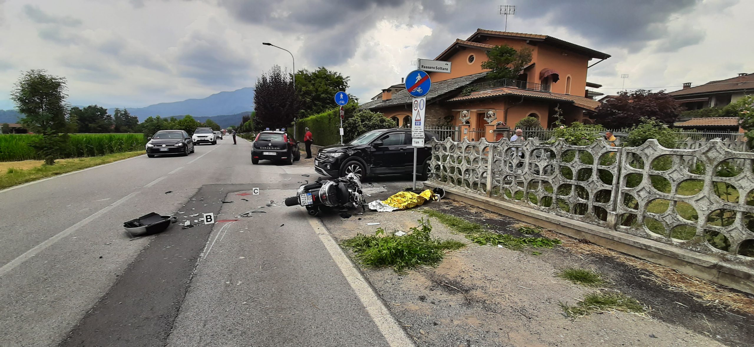 Scooter contro auto a San Lorenzo di Peveragno