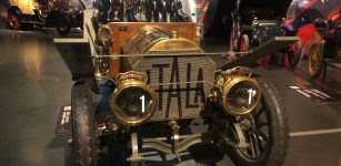 La Guida - Fine settimana a Mondovì con le auto storiche