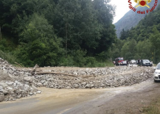 La Guida - Il maltempo colpisce ancora: una frana sulla strada per il Colle della Maddalena