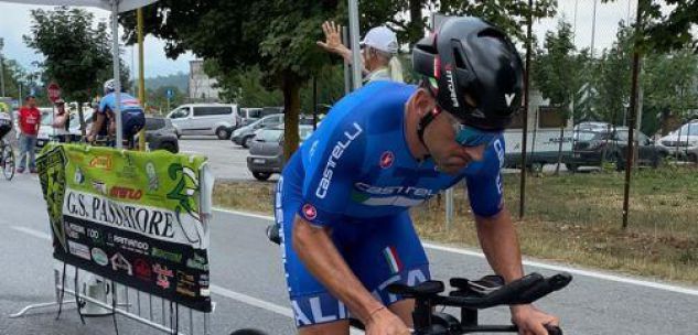 La Guida - Damiano Lenzi vince l’11° Giro Provincia Granda