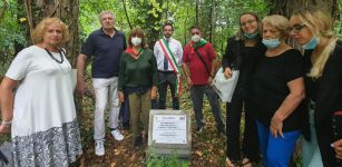 La Guida - A Carrù un cippo ricorda 4 giovani uccisi dai nazifascisti