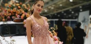Lunedì 23 sfilata di moda a Boves La Guida - Lunedì 23 sfilata di moda a Boves