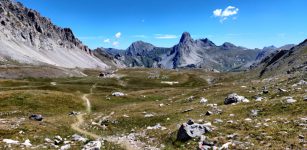 La Guida - Camminata con accompagnamento musicale a Canosio