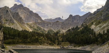 La Guida - Cinque acrobati in bilico fra note e natura