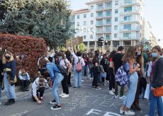 La Guida - Studenti in corteo per il clima