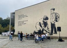 La Guida - Il murales “simbolo”inaugurato al Polo scolastico di Mondovì Piazza