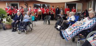 Bernezzo, in casa di riposo il primo concerto senza “Mantice” La Guida - Bernezzo, in casa di riposo il primo concerto senza “Mantice”