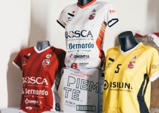 La Guida - La Bosca S.Bernardo presenta le maglie e si prepara all’esordio in campionato