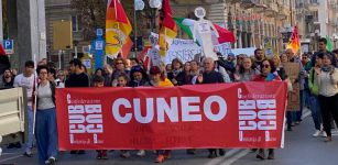 La Guida - Corteo a Cuneo in occasione dello sciopero generale indetto dai sindacati di base