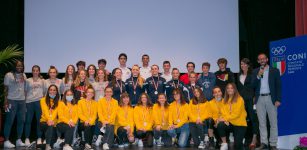 Premio “CuneoViveLoSport” per 42 atleti “nazionali” di otto società sportive della città (fotogallery) La Guida - Premio “CuneoViveLoSport” per 42 atleti “nazionali” di otto società sportive della città (fotogallery)