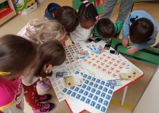 La Guida - “Festa della Posta”, annullo filatelico a Cuneo con la scuola