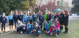Gli Scout puliscono l’area verde intorno al Castello della Manta La Guida - Gli Scout puliscono l’area verde intorno al Castello della Manta