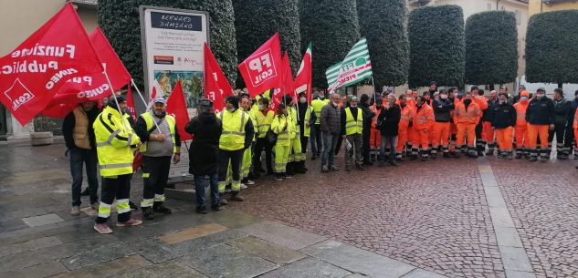 La Guida - Sciopero dei lavoratori ambientali, alta adesione e la spazzatura resta per strada