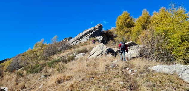 La Guida - Anello del Monte San Bernardo e le borgate del vallone di Unerzio