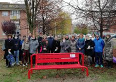 La Guida - San Paolo, installata una panchina rossa nei giardini Primo Levi