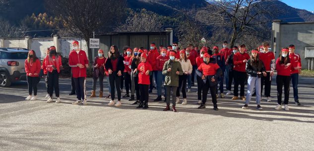 La Guida - All’Alberghiero di Dronero un flash mob per la Giornata internazionale delle persone con disabilità