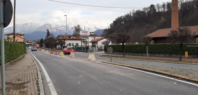 La Guida - Boves, via lo spartitraffico di fronte al Mercatò