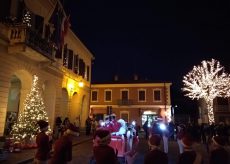 La Guida - Peveragno, festa di Natale in piazza oggi, 5 dicembre