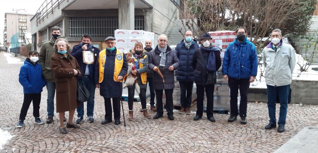 La Guida - 35 quintali di alimenti a lunga scadenza per i bisognosi