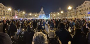 A Cuneo tra mercatini di Natale, visite guidate, incontri con Babbo Natale, laboratori per bambini e spettacoli luminosi La Guida - A Cuneo tra mercatini di Natale, visite guidate, incontri con Babbo Natale, laboratori per bambini e spettacoli luminosi