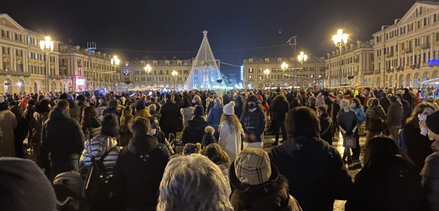 La Guida - A Cuneo tra mercatini di Natale, visite guidate, incontri con Babbo Natale, laboratori per bambini e spettacoli luminosi