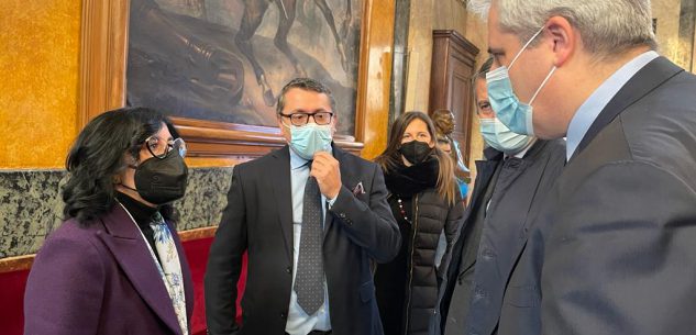 La Guida - La ministra Dadone a Cuneo per giovani e lavoro