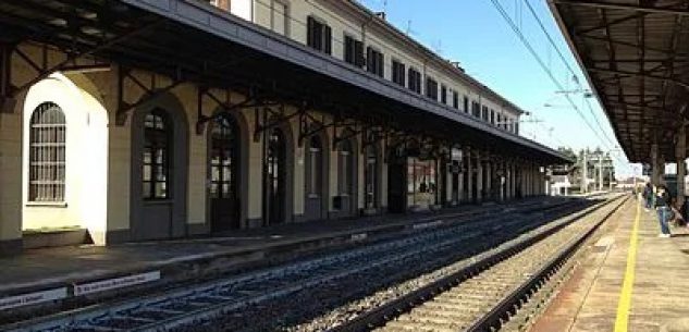 La Guida - Treni bloccati per due ore sulla Torino-Fossano-Cuneo