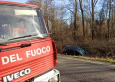 La Guida - Auto fuori strada a San Biagio di Mondovì