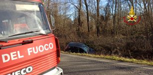 La Guida - Auto fuori strada a San Biagio di Mondovì