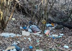 La Guida - Discarica a cielo aperto sopra Bernezzo