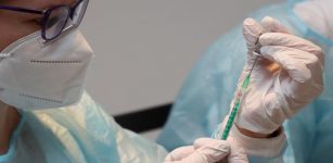 La Guida - Covid in Piemonte, per i non vaccinati rischio 10 volte più alto di terapia intensiva