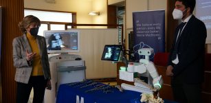 La Guida - Al Santa Croce e Carle la dimostrazione di un robot arrivato dall’America