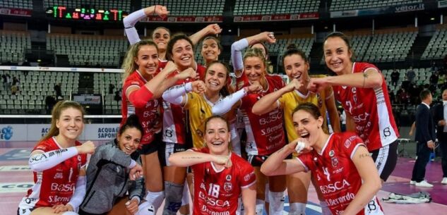 La Guida - A1 femminile, Cuneo espugna Roma al tie-break