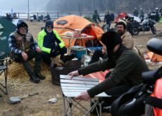 La Guida - Agnellotreffen, centinaia di motociclisti nel freddo di Pontechianale