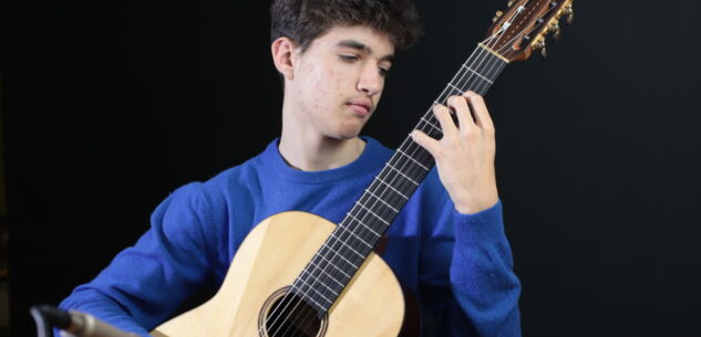 La Guida - Nicolò Bertano vince il concorso di chitarra “Marziali” di Seveso